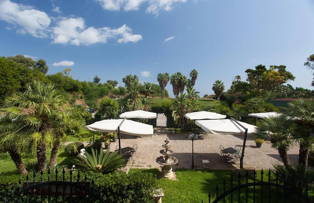Hotel Villa D'Amato-1